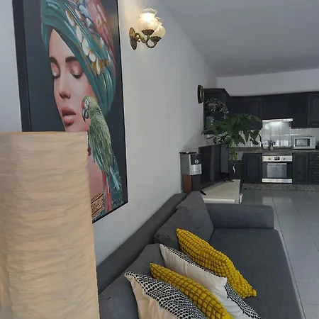 Beach & Botanical Garden En-Suite